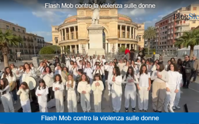 Flash mob al Politeama contro la violenza sulle donne